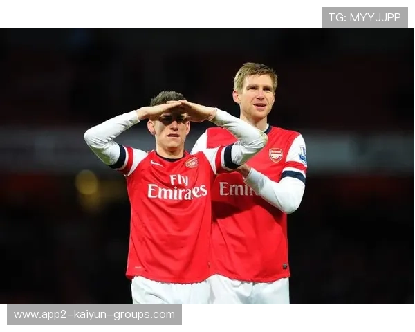 波多尔斯基加时绝杀成热门话题——足球世界的惊喜与传承