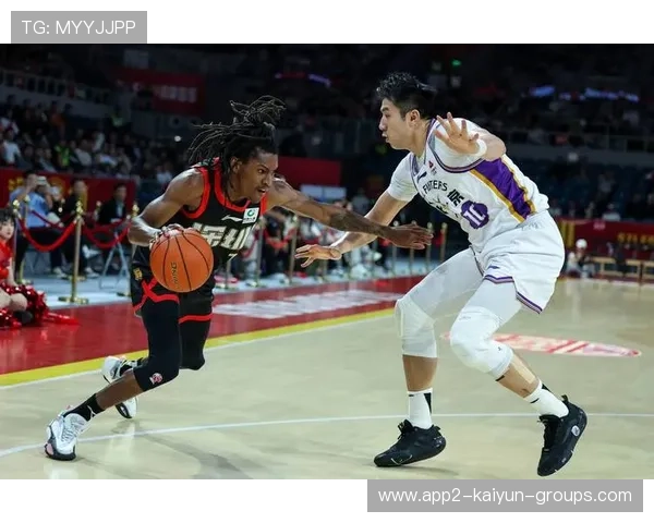 中国篮球青年后卫突破与组织进攻能力并重训练探析，篮球后卫黄金年龄