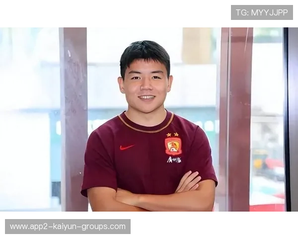 徐彬加盟狼队,英超梦想跃然可见 徐彬加盟狼队,英超梦想跃然可见